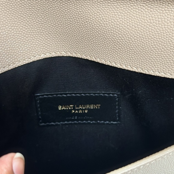 ❌SOLD❌ YSL Envelope Tan Clutch with Gold Hardware - Picture 6 of 7